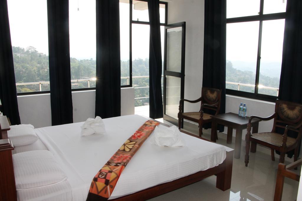 Pure Nature Hotel Kandy Room photo